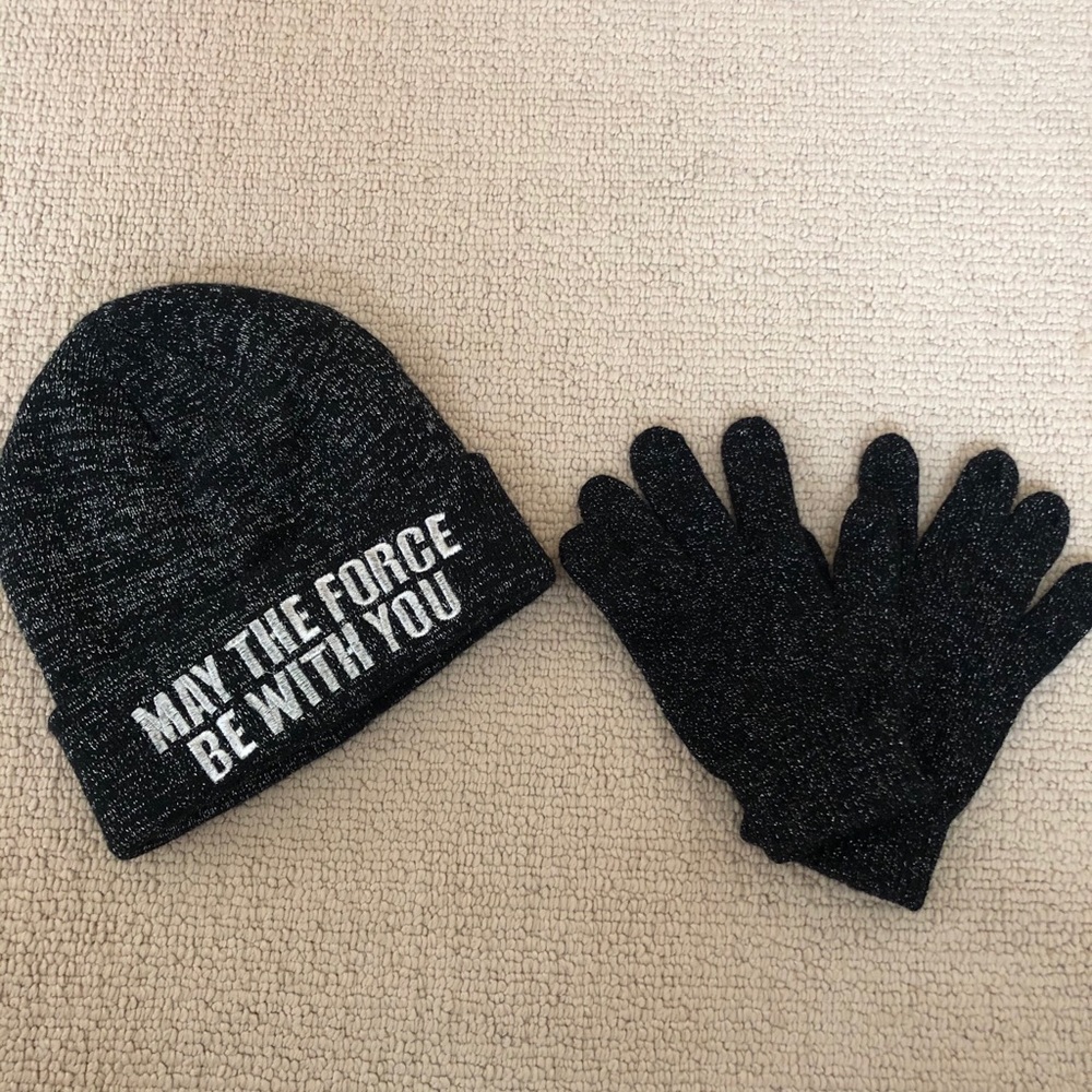 Star Wars sparkle hat and gloves